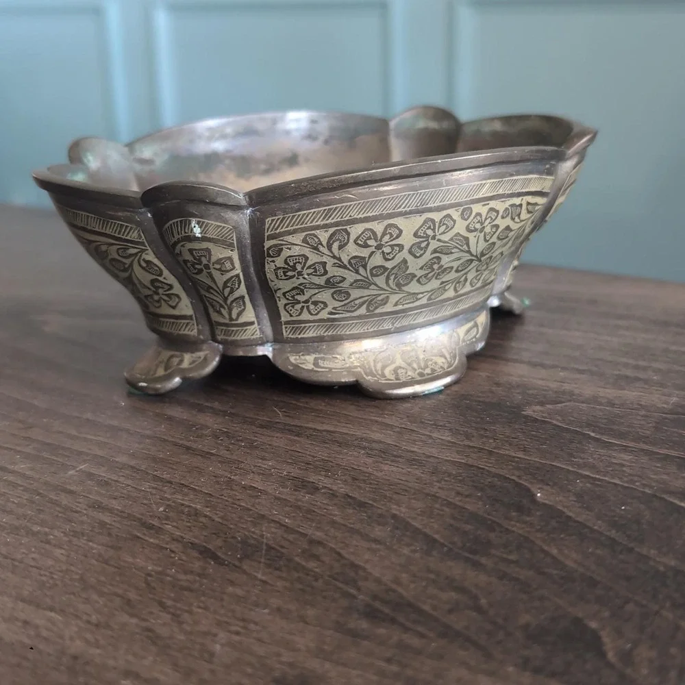 Vintage Etched Brass Footed Bowl Floral Scalloped Made in India Trinket Dish